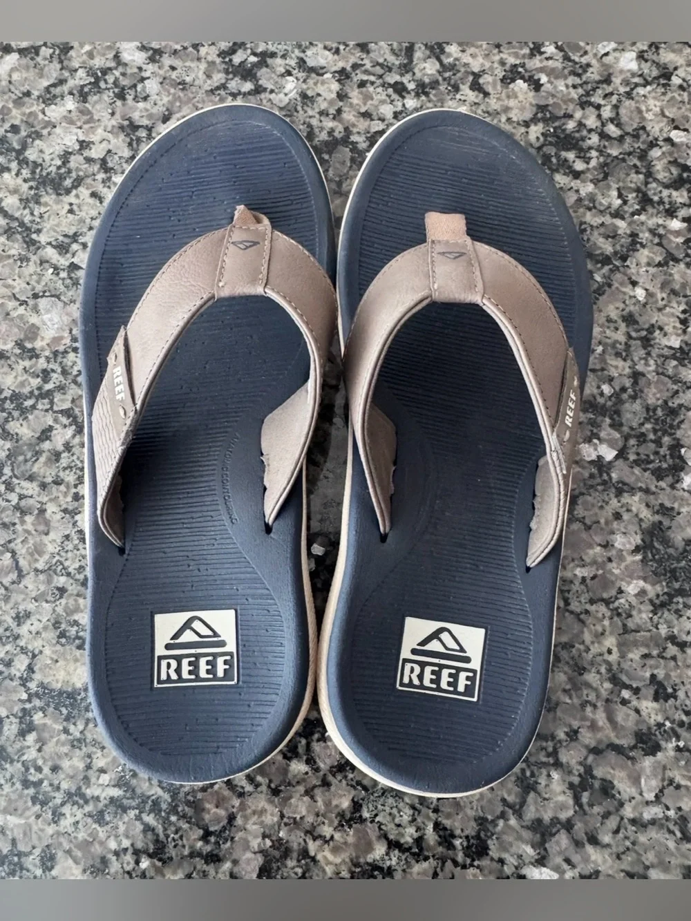 Reef Santa Ana Mens Water-Friendly Flip Flops 9 Navy Taupe vegan comfort coastal